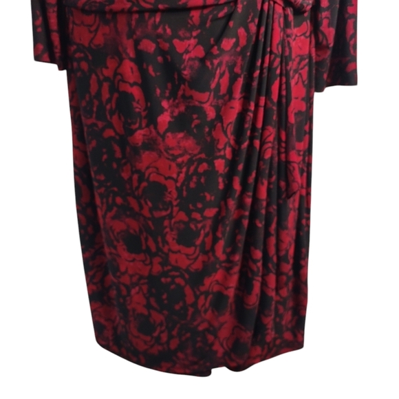 Chaps Women's Red Black Floral Print Empire Waist 3/4 Sleeve Dress Size L NWT - Picture 4 of 8